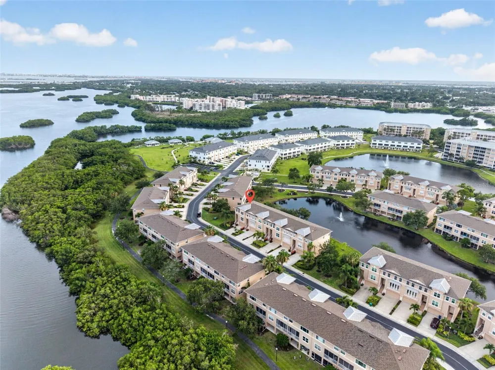 7172 ISLAMORADA CIRCLE Seminole, FL 33777