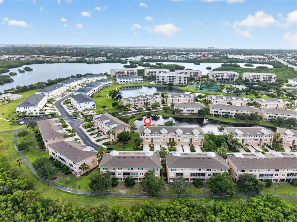 7172 ISLAMORADA CIRCLE Seminole, FL 33777