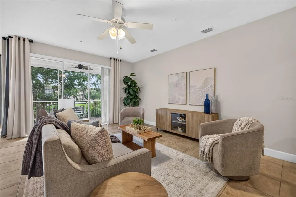 7172 ISLAMORADA CIRCLE Seminole, FL 33777