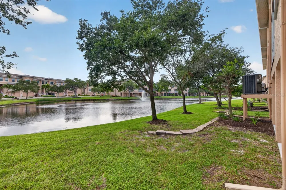 7172 ISLAMORADA CIRCLE Seminole, FL 33777