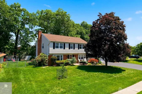 13 Abbott Road