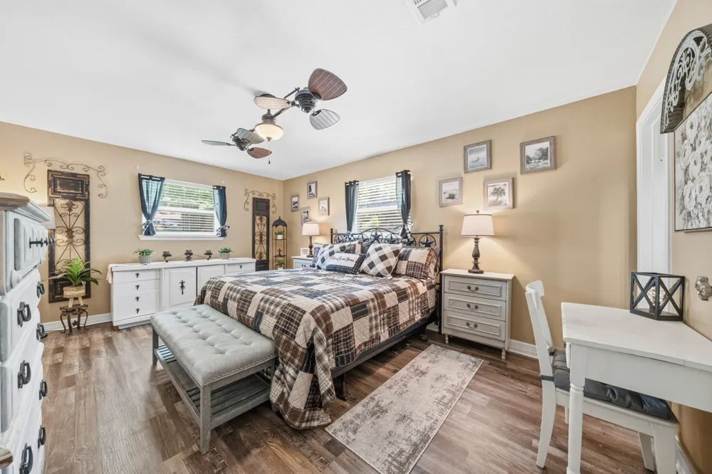 9509 Stony Point Drive Woodway, TX 76712