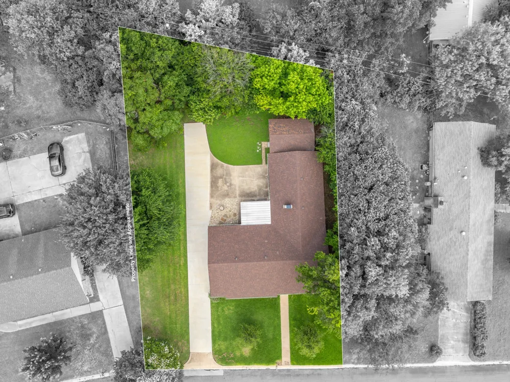 9509 Stony Point Drive Woodway, TX 76712