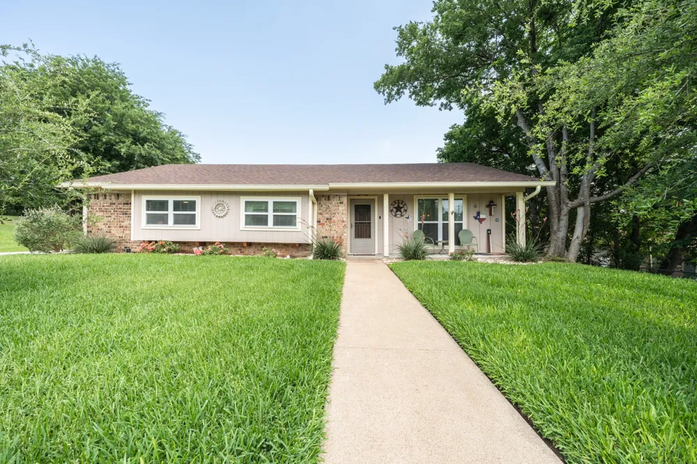 9509 Stony Point Drive Woodway, TX 76712