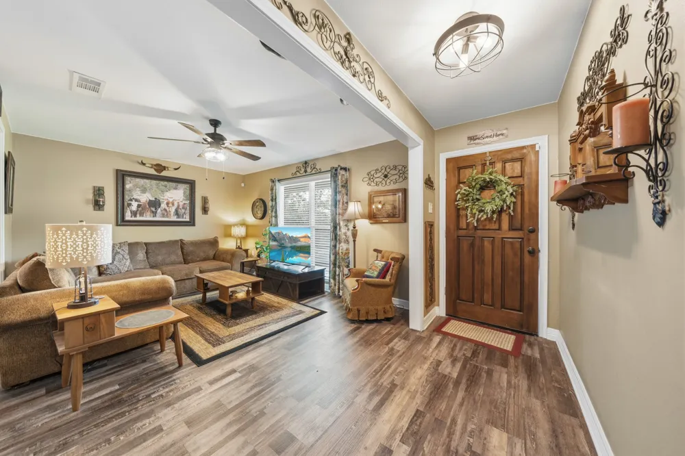 9509 Stony Point Drive Woodway, TX 76712