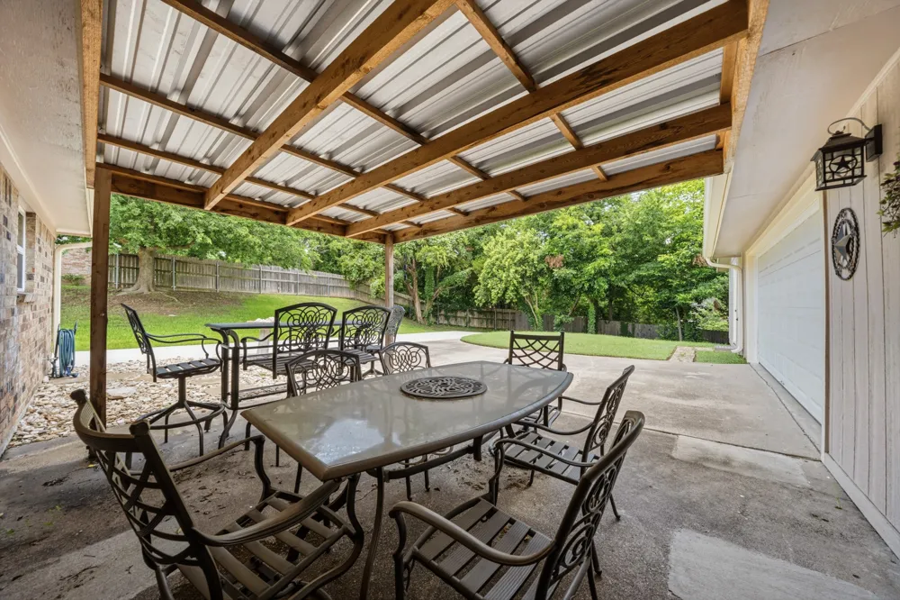 9509 Stony Point Drive Woodway, TX 76712