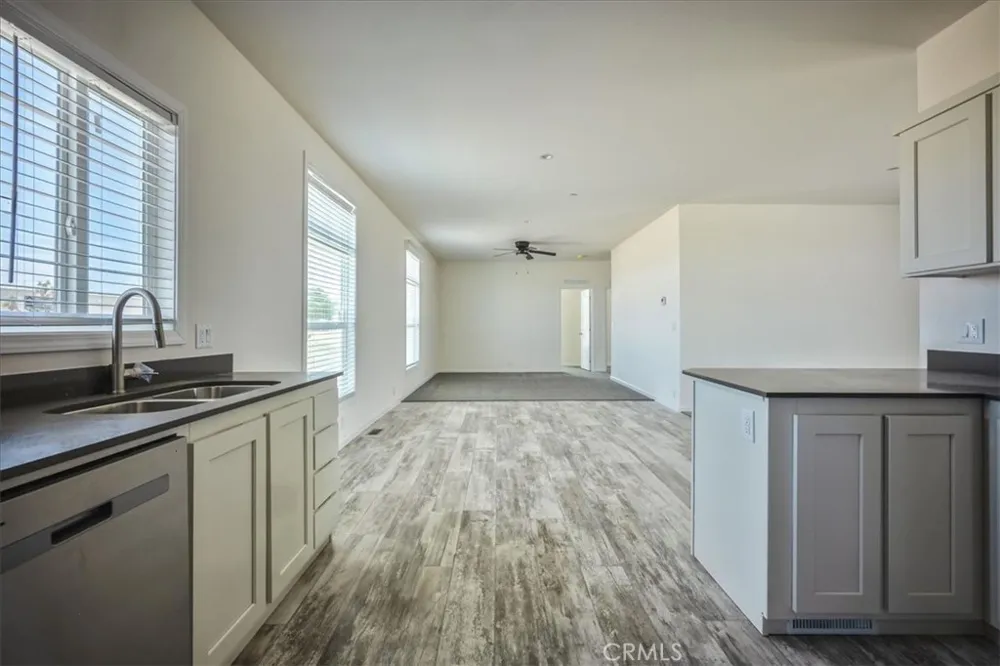 12076 Lager Road Phelan, CA 92371