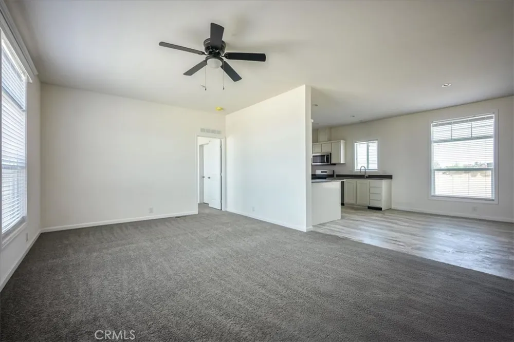 12076 Lager Road Phelan, CA 92371