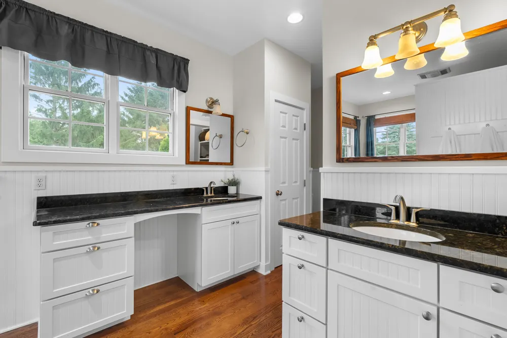 351 Hyder Circle Drive Plainwell, MI 49080