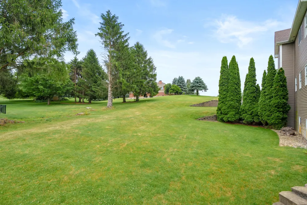 351 Hyder Circle Drive Plainwell, MI 49080