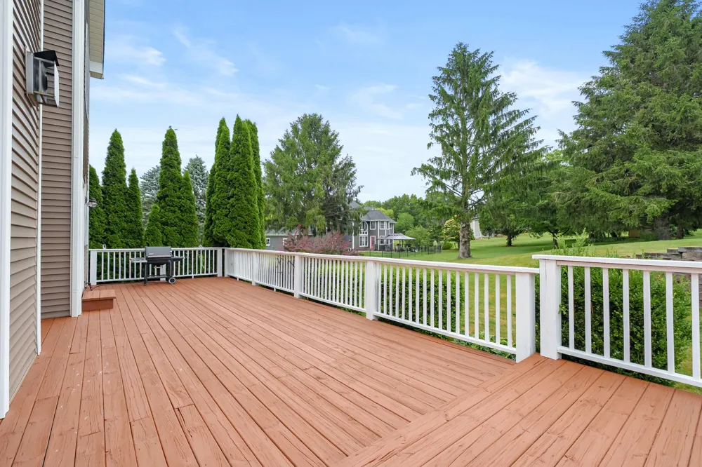 351 Hyder Circle Drive Plainwell, MI 49080