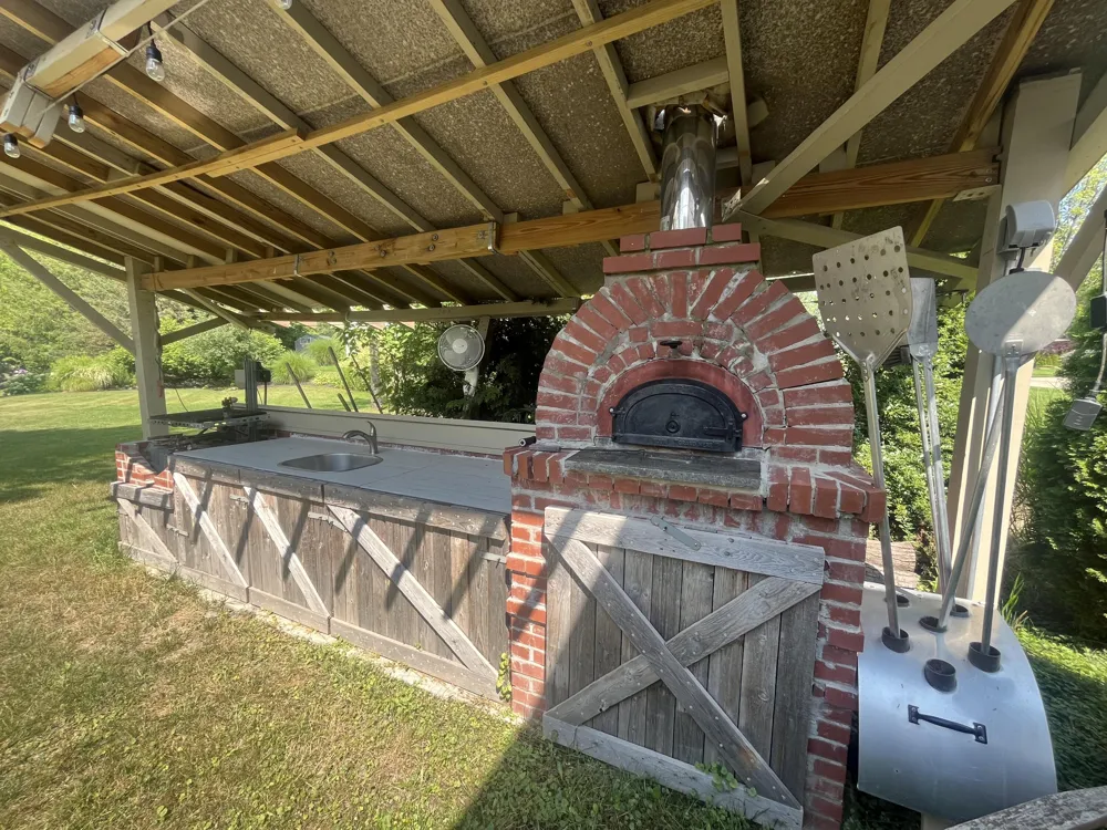 6878 Lake Bluff Drive NE Comstock Park, MI 49321