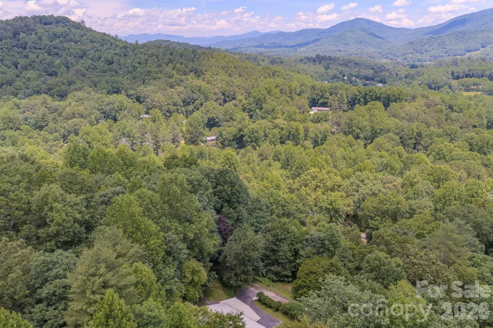 35 Coweeta Ridge Road Otto, NC 28763