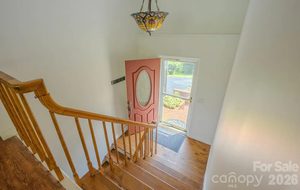 35 Coweeta Ridge Road Otto, NC 28763