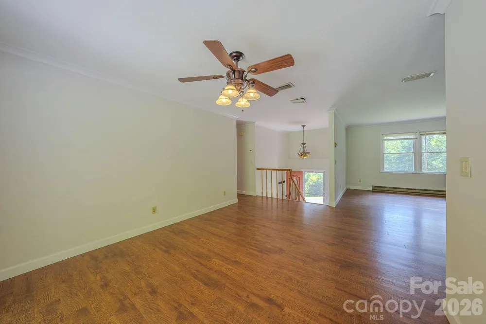 35 Coweeta Ridge Road Otto, NC 28763