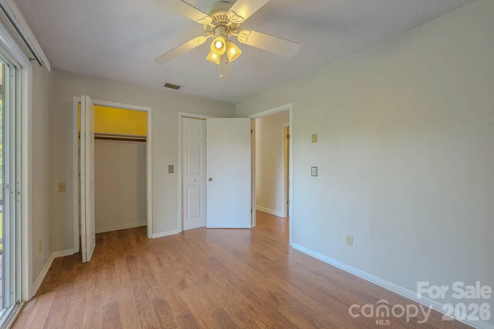 35 Coweeta Ridge Road Otto, NC 28763