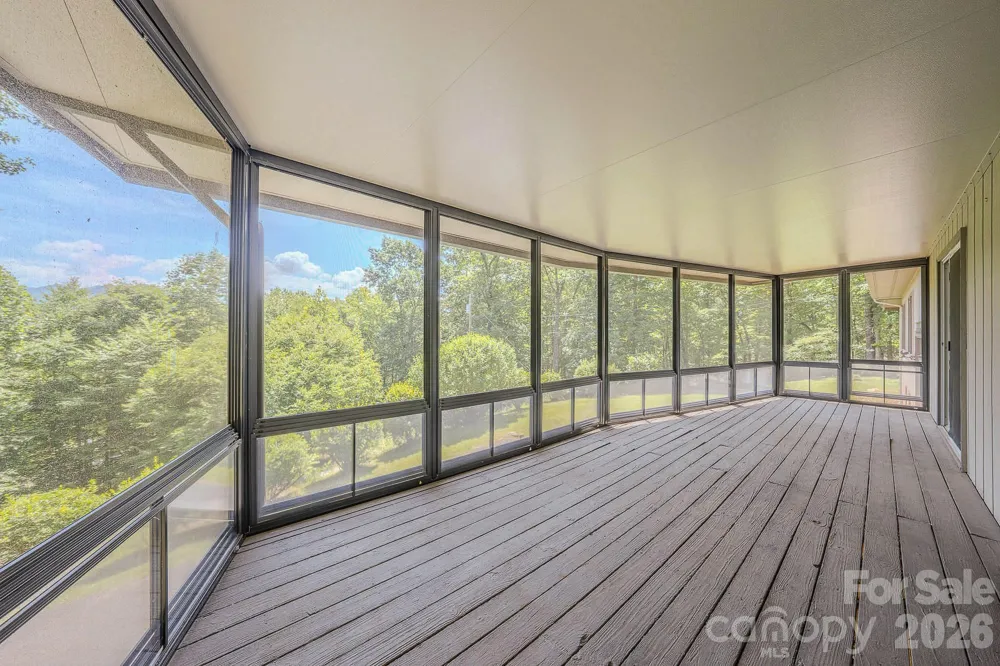 35 Coweeta Ridge Road Otto, NC 28763