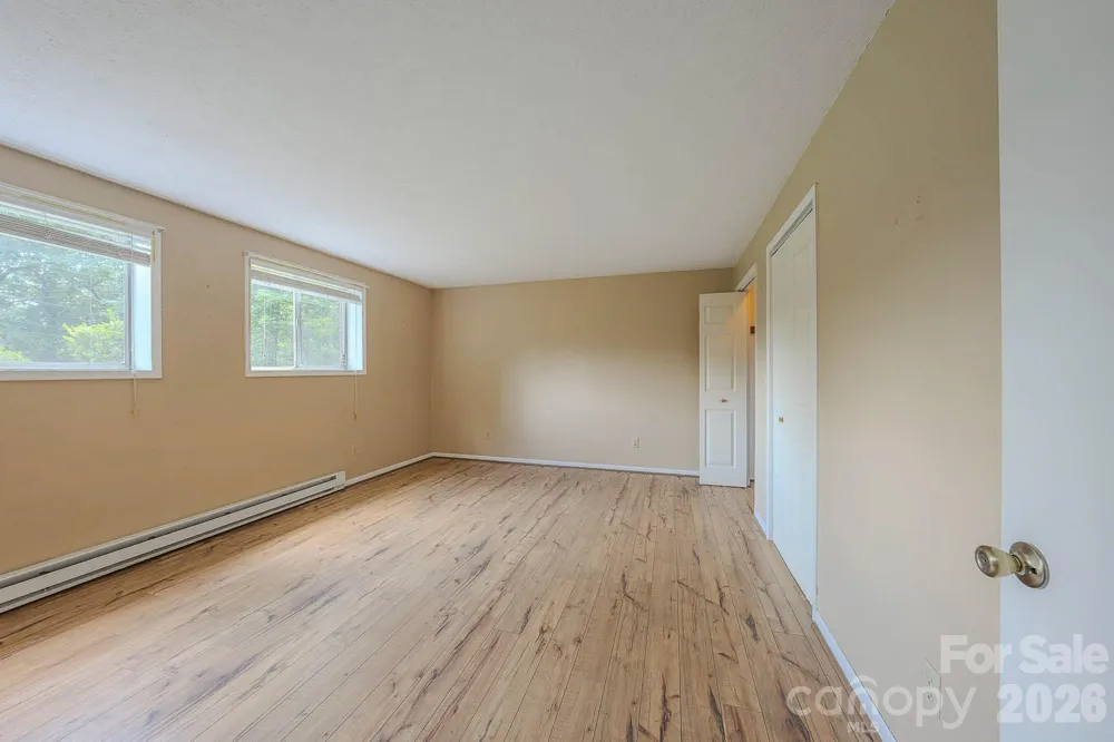 35 Coweeta Ridge Road Otto, NC 28763