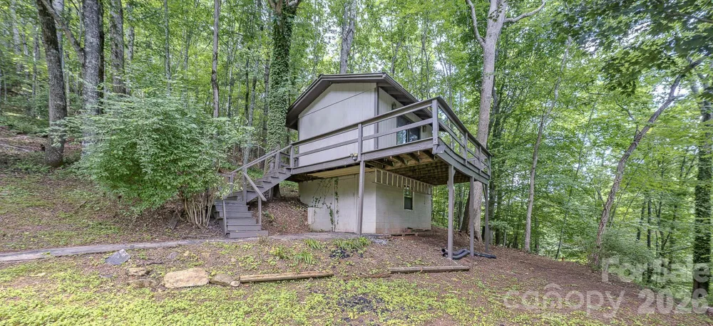 35 Coweeta Ridge Road Otto, NC 28763