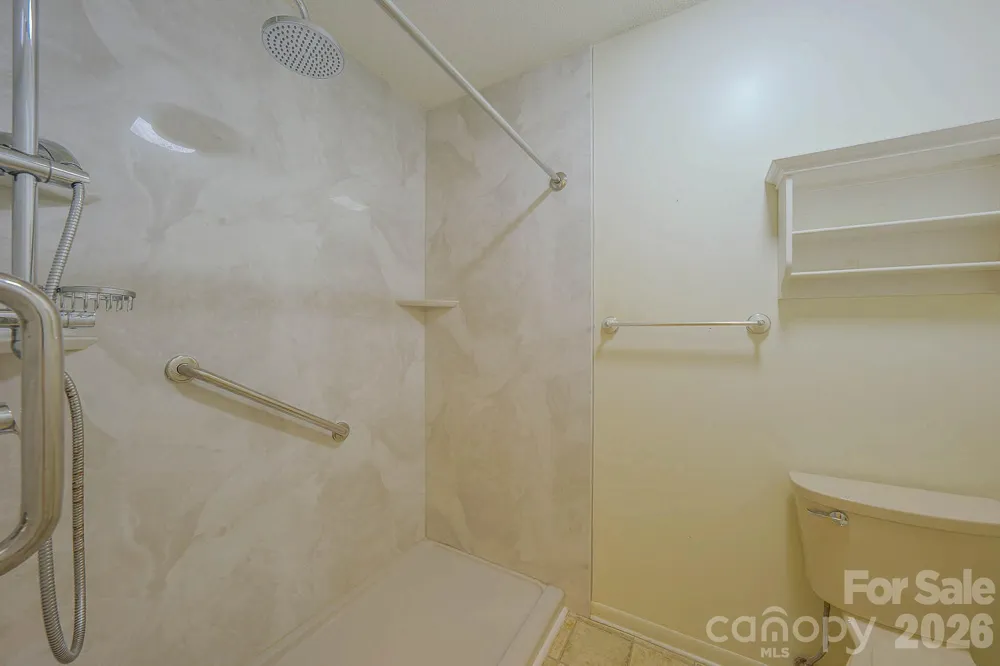 35 Coweeta Ridge Road Otto, NC 28763