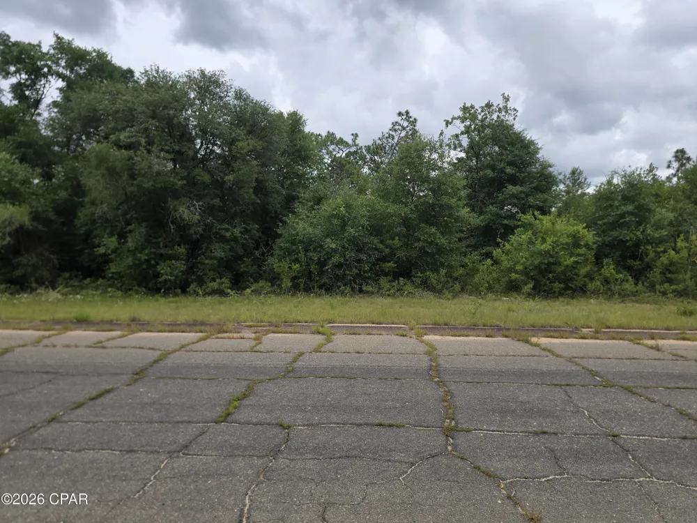 5 Byrd Boulevard #11 Chipley, FL 32428