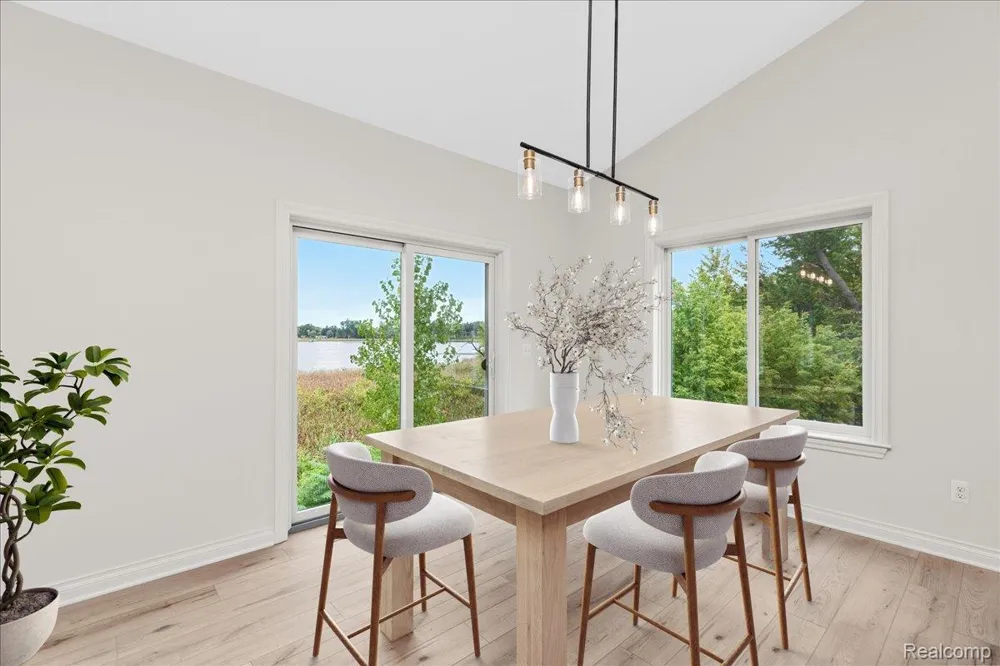 15157 Worden Rd. Groveland Township, MI 48442