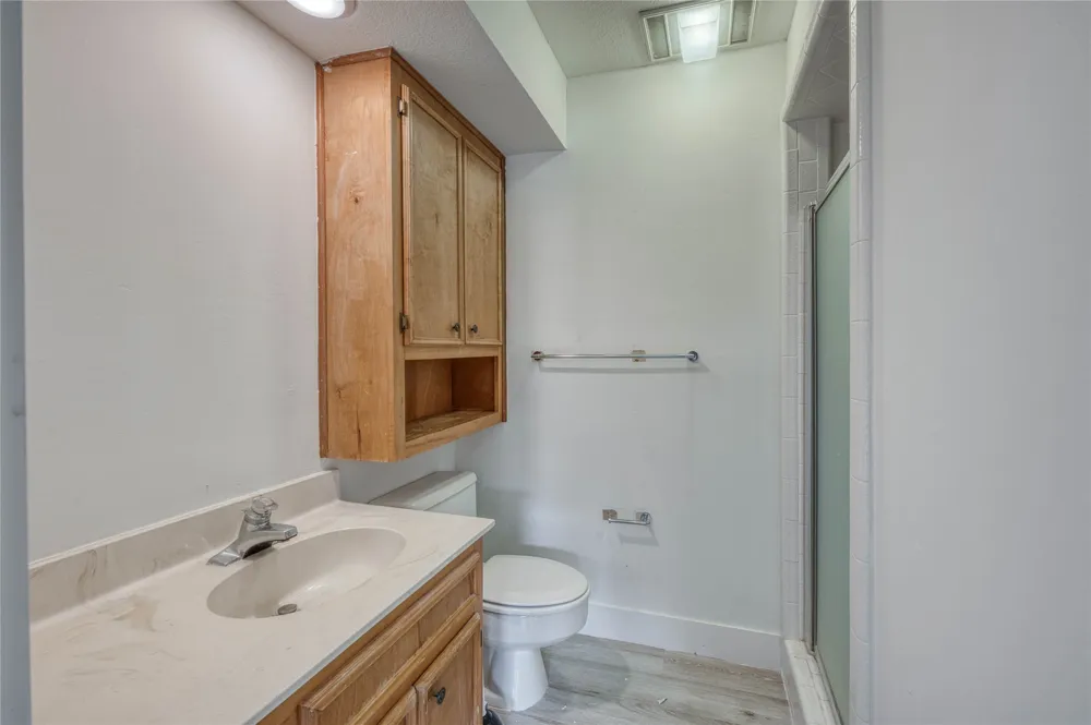 901 Cheyenne #C Horseshoe Bay, TX 78657