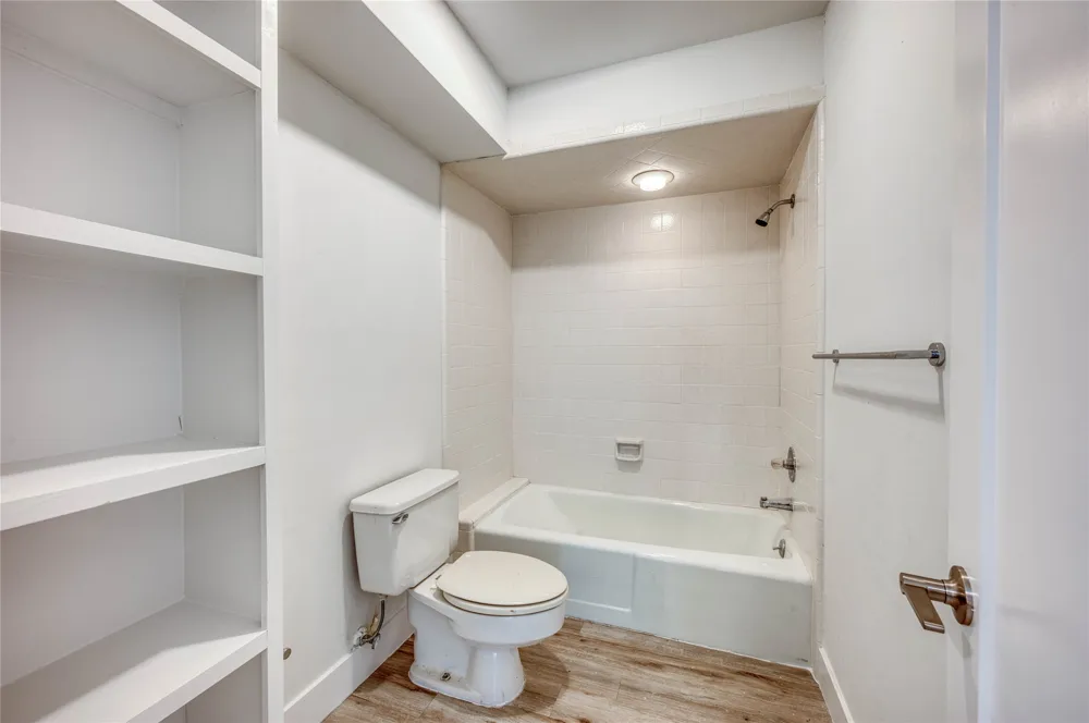 901 Cheyenne #C Horseshoe Bay, TX 78657