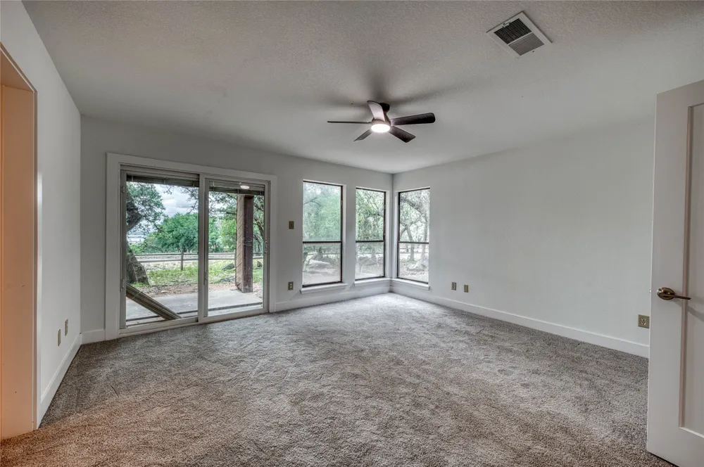 901 Cheyenne #C Horseshoe Bay, TX 78657