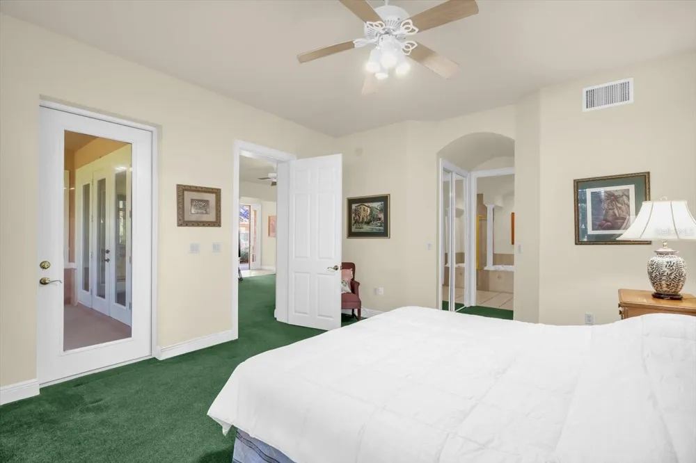 202 CAMINO REAL BOULEVARD #202 Howey In The Hills, FL 34737