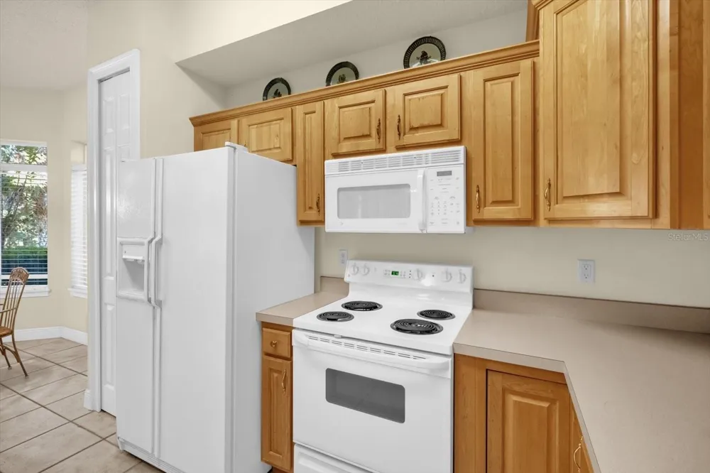 202 CAMINO REAL BOULEVARD #202 Howey In The Hills, FL 34737