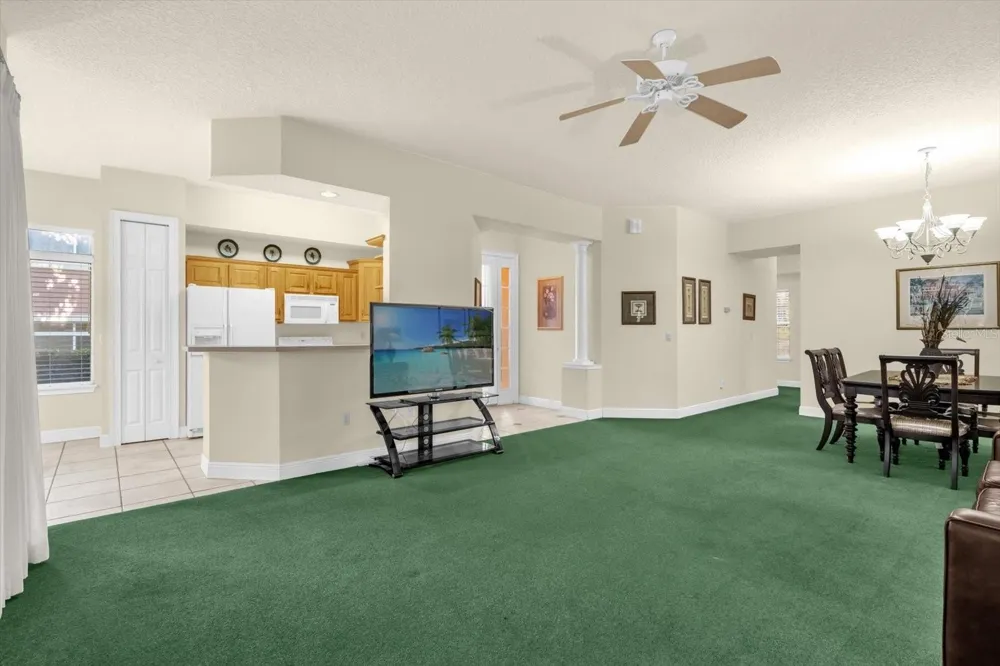 202 CAMINO REAL BOULEVARD #202 Howey In The Hills, FL 34737