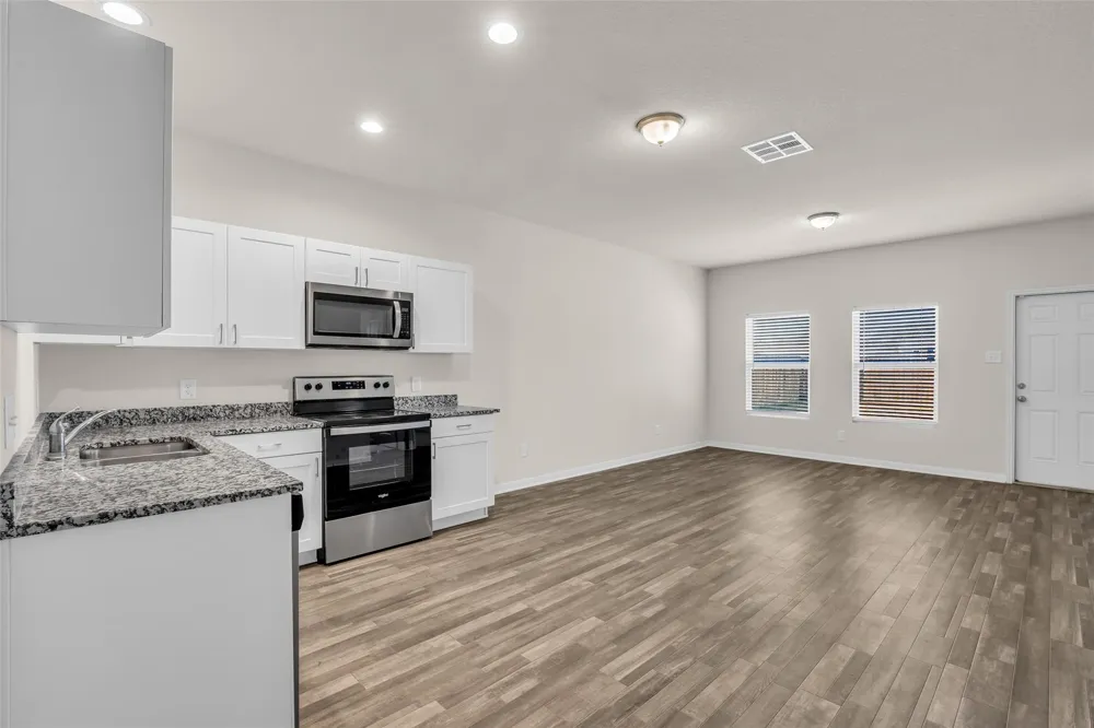 2511 17th Street Hempstead, TX 77445