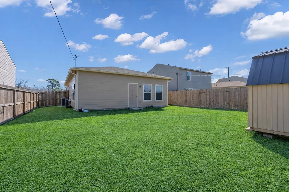 2511 17th Street Hempstead, TX 77445