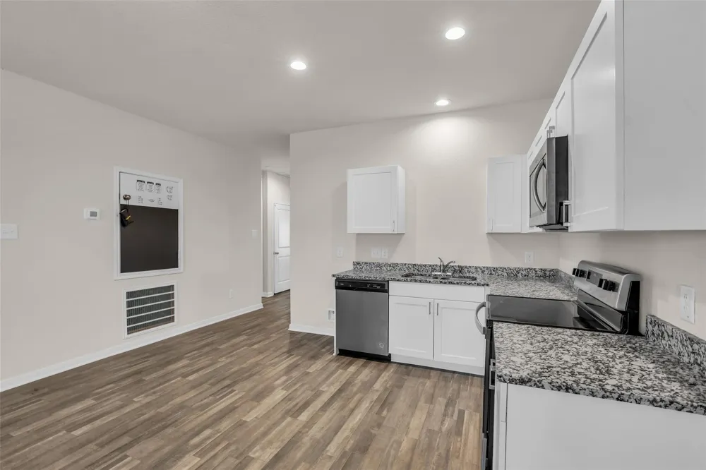 2511 17th Street Hempstead, TX 77445