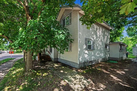 402 W Broadway Street