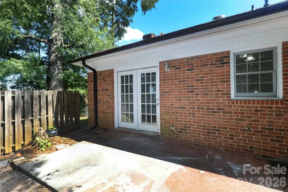 1214 E Franklin Boulevard #A Gastonia, NC 28054