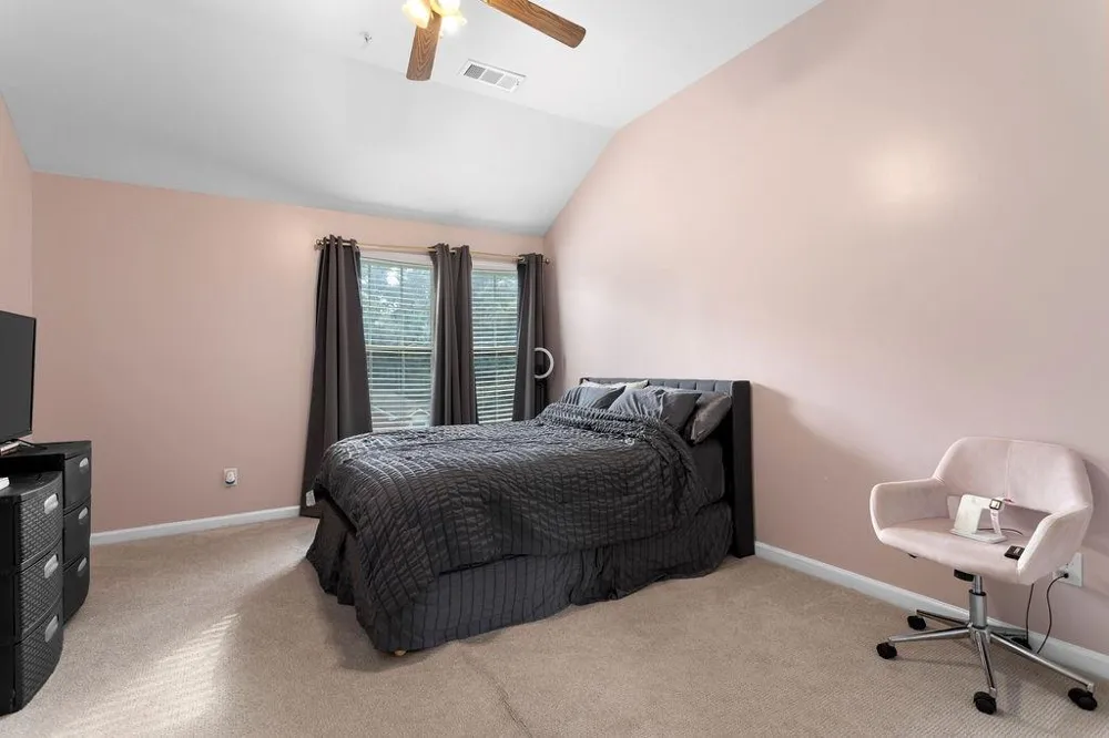 1395 Orchard Park Drive Stone Mountain, GA 30083