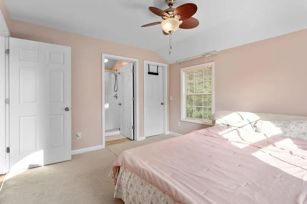 1395 Orchard Park Drive Stone Mountain, GA 30083