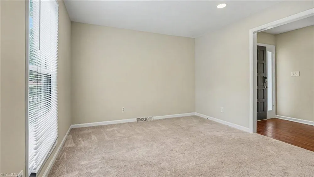 6594 Riverwood Road Walkertown, NC 27051