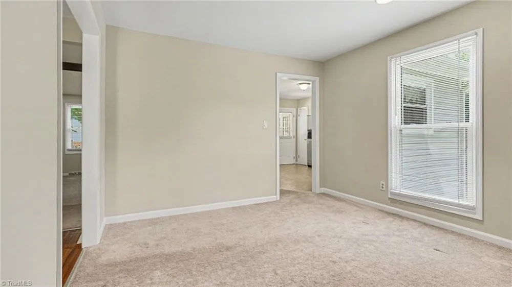 6594 Riverwood Road Walkertown, NC 27051