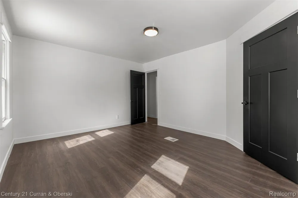 4296 Burgess Road Putnam Township, MI 48169