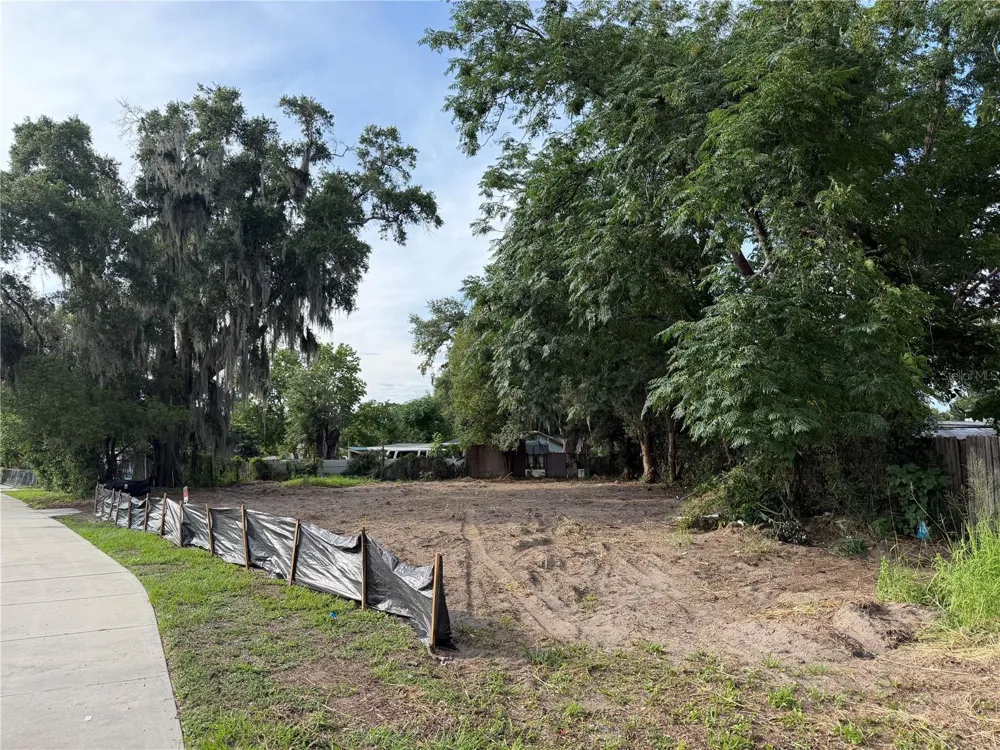 1185 APOPKA BOULEVARD Apopka, FL 32703