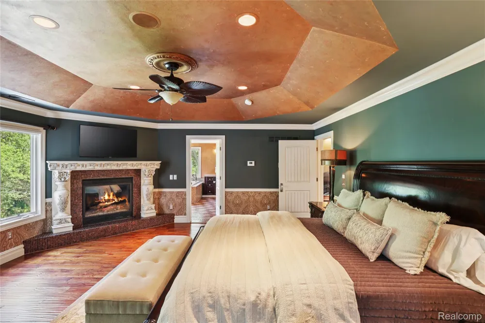 744 Thayer Boulevard Northville City, MI 48167