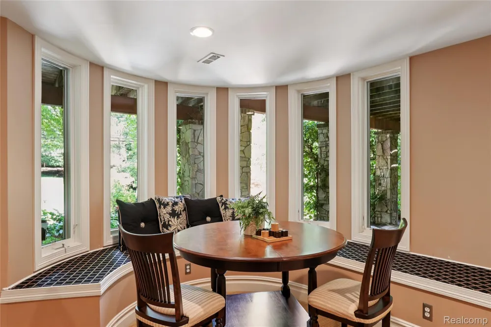 744 Thayer Boulevard Northville City, MI 48167