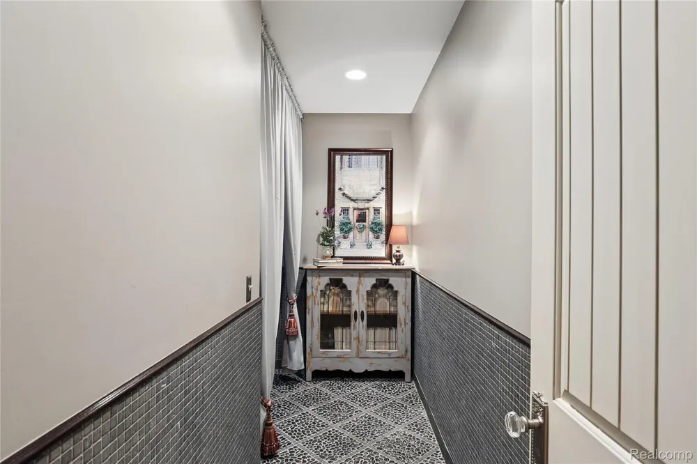 744 Thayer Boulevard Northville City, MI 48167