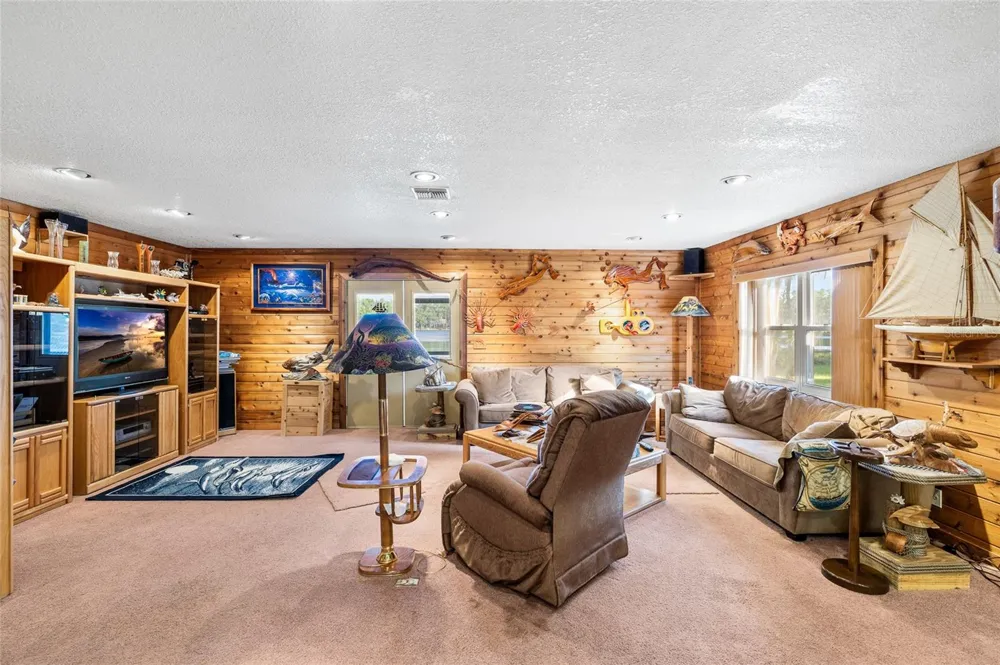 16025 CHASTAIN ROAD Odessa, FL 33556