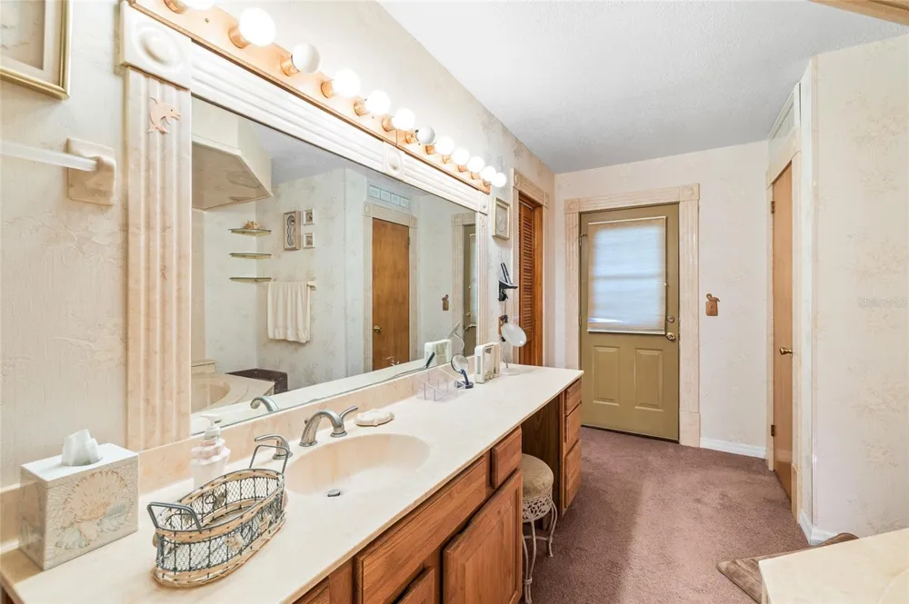 16025 CHASTAIN ROAD Odessa, FL 33556
