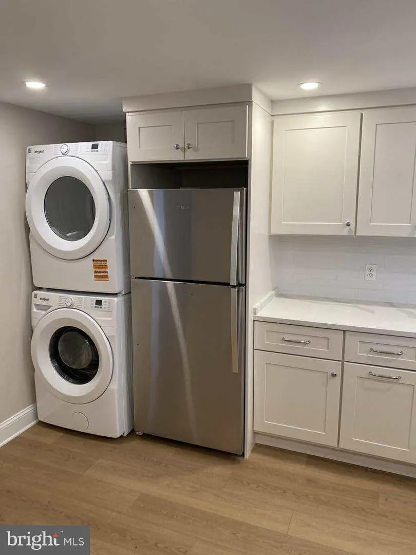 120 W 4TH AVENUE #2 Ranson, WV 25438