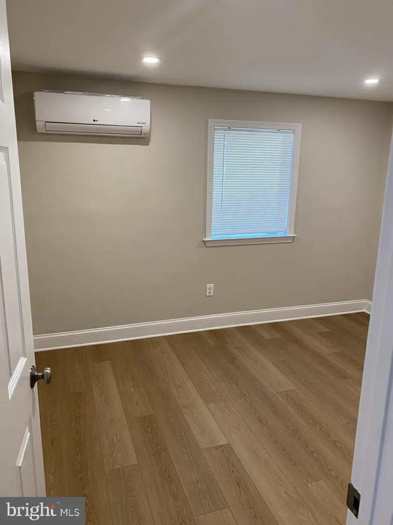 120 W 4TH AVENUE #2 Ranson, WV 25438